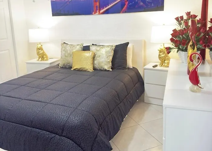 Private Miami Suite