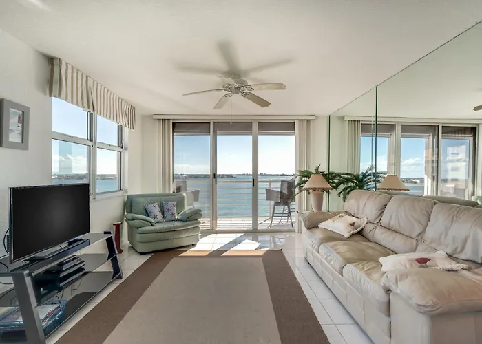 Bahia Vista 17-881