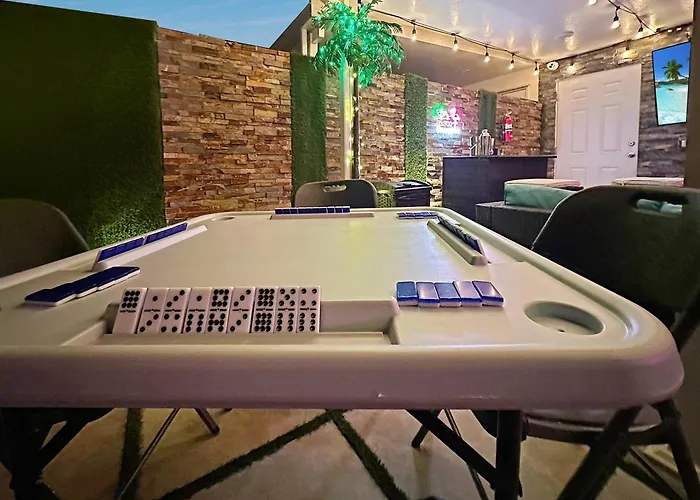 Vacay Spot Experience Luna Sky! 65" Tv Bar, Bbq, Shower Massage Jets, Music, Go To Fl Keys