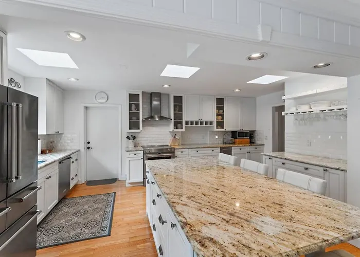 4Br 3 5Ba Juno Beach Pool Home