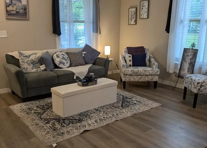 Country Home With 3 Bedrooms And 2 Baths