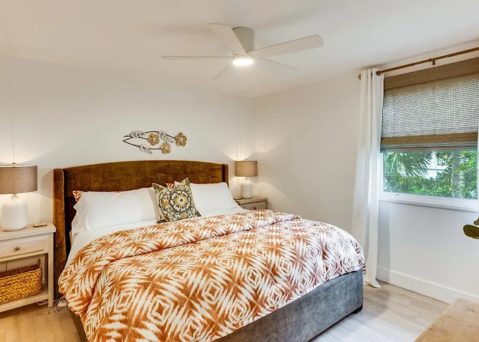 Walk To Beach! Atlantic Beach Extended Stay