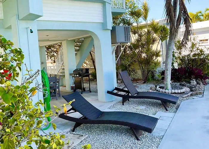 Shangri-La In The Keys! Enjoy The Water Views And A 45' Dock Space!