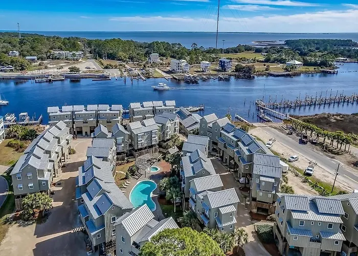 Condo On The Cove