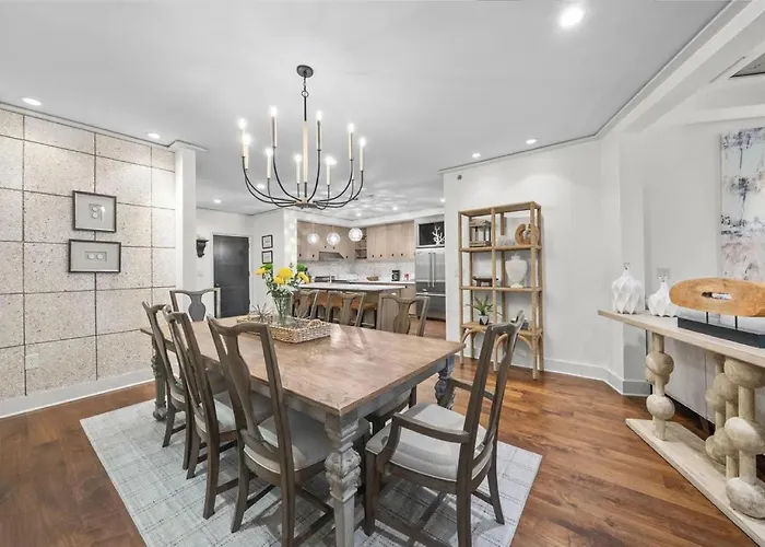 Refined 3Br Beach Retreat