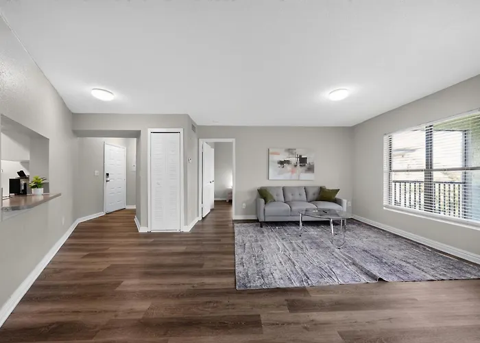Bright Furnished Space With Community Amenities