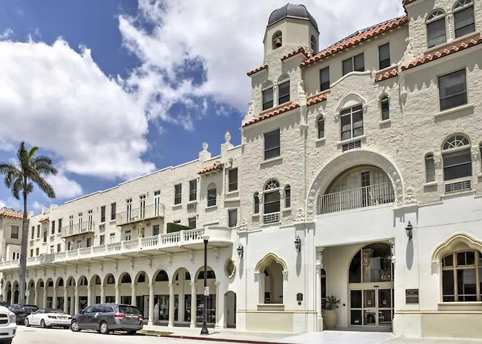 Hemingway Suites At Palm Beach Hotel Island