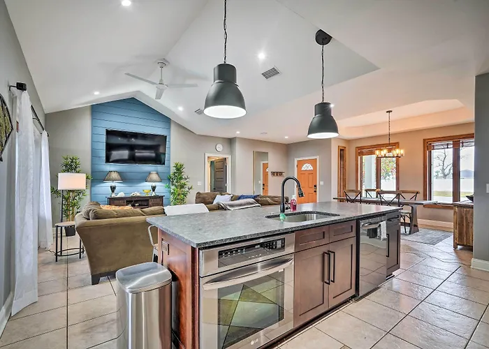 Mexico Beach Retreat W/ Grill & Private Pool!