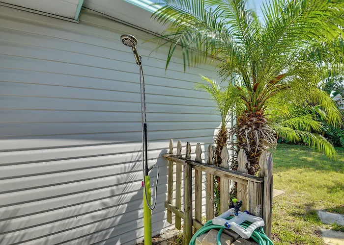 Charming Port Orange Home - Walk To Beach!