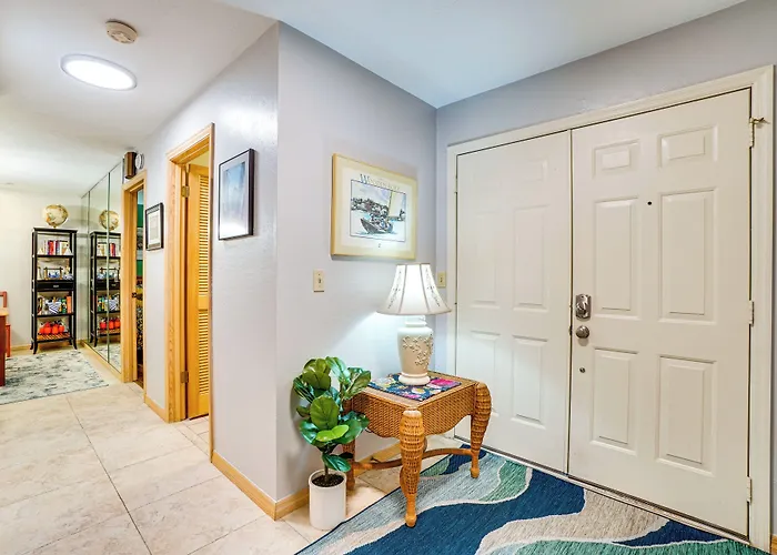 Sunny Titusville Retreat Near Space Coast!
