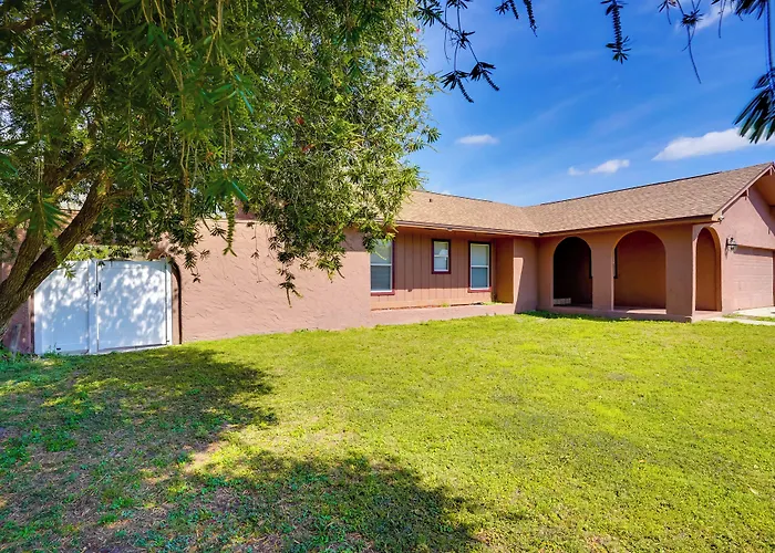 Lakeland Vacation Rental: 38 Mi To Disney!