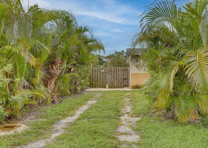 Pet-Friendly Stuart Studio < 3 Mi To Downtown!
