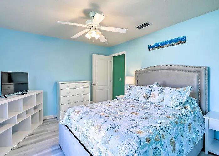 Merritt Island Home With Grill & Saltwater Pool