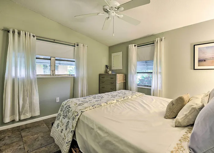 North Port Escape W/ Pool ~ 12 Mi To Beach!