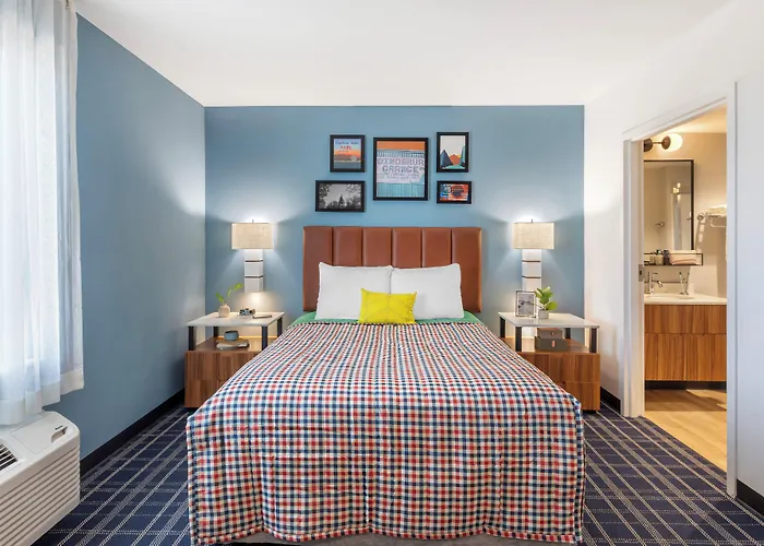 Uptown Suites Extended Stay Tampa Fl - Riverview