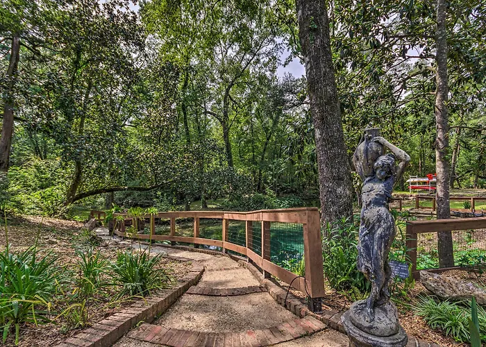 Bonifay Estate With Spring-Fed Swimming Hole!