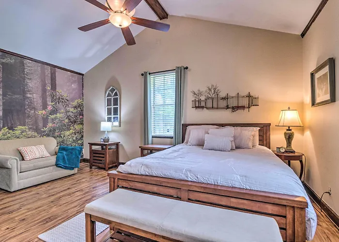 Bonifay Estate With Spring-Fed Swimming Hole!
