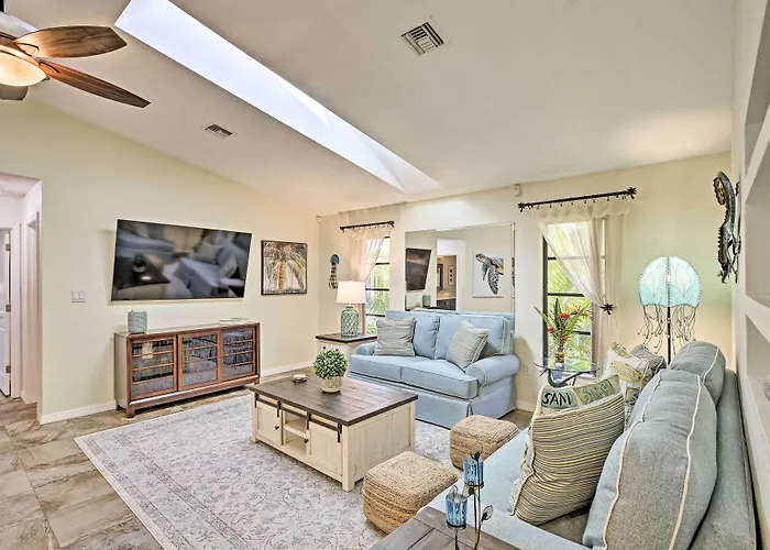 Canal Waterfront Home With Private Pool & Dock!