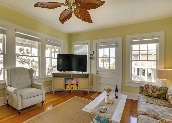Waterfront Ochlockonee Bay Cottage W/ Views!