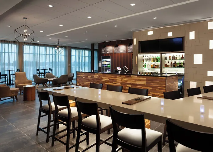 Courtyard By Marriott Winter Haven