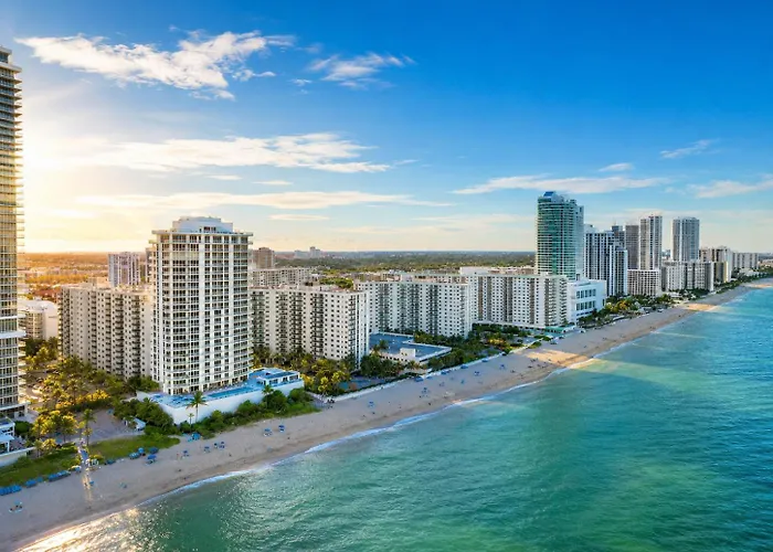 Oceanfront Condo - Ocean Views, Pool, Gym Hollywood Beach