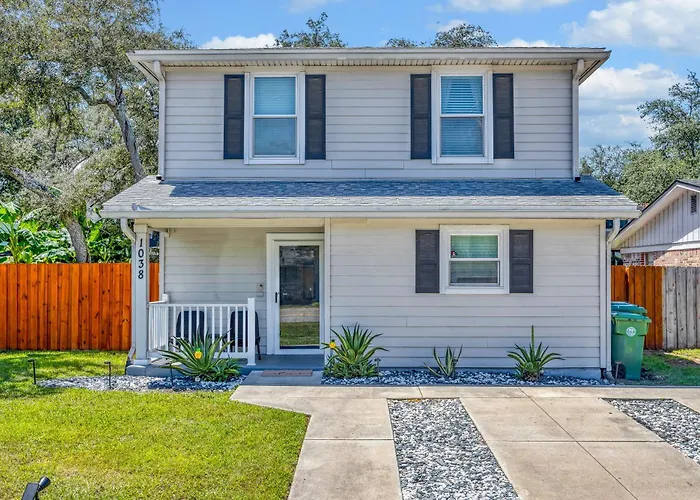{Hidden Gem} Beach Home Blocks From Ocean +6 Bikes