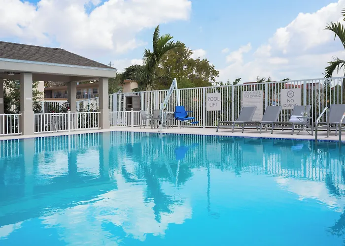 Candlewood Suites Miami Intl Airport - 36Th St By Ihg