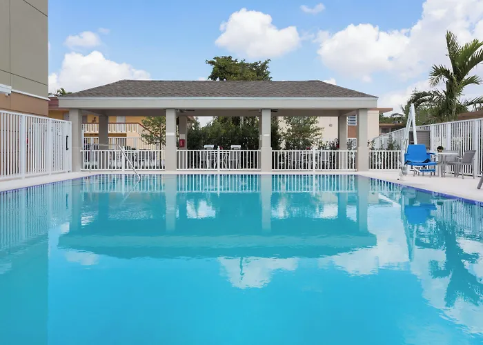 Candlewood Suites Miami Intl Airport - 36Th St By Ihg