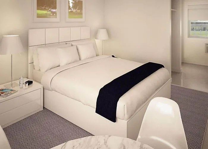 Sun Plaza Motel