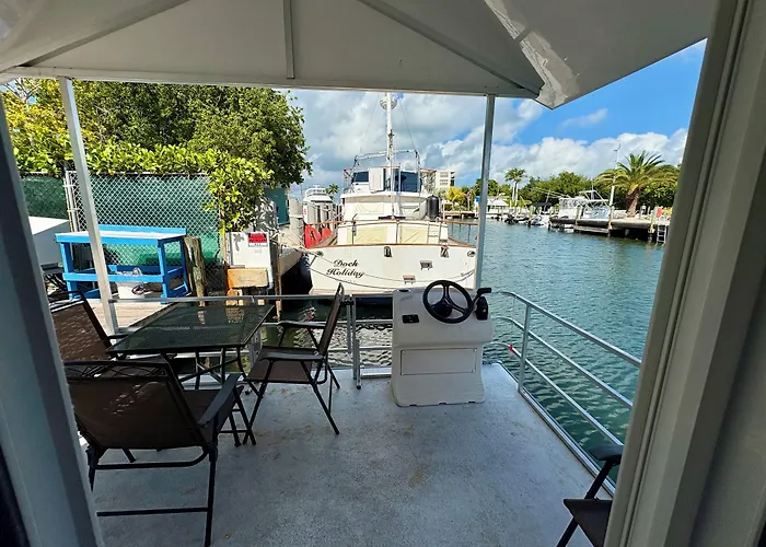 Captain Pip'S Marina & Hideaway Marathon