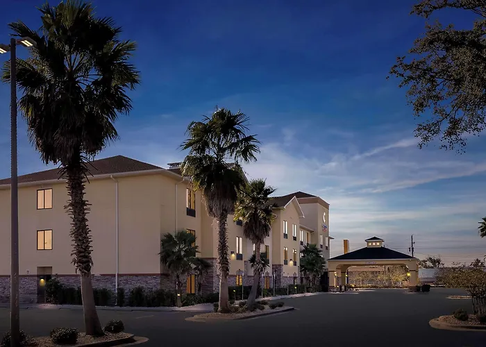 Comfort Suites Panama City Near Tyndall Afb