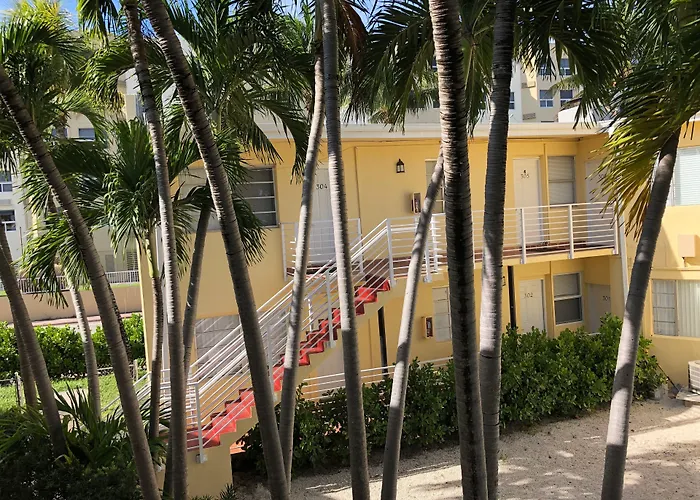 Beach Place Hotel