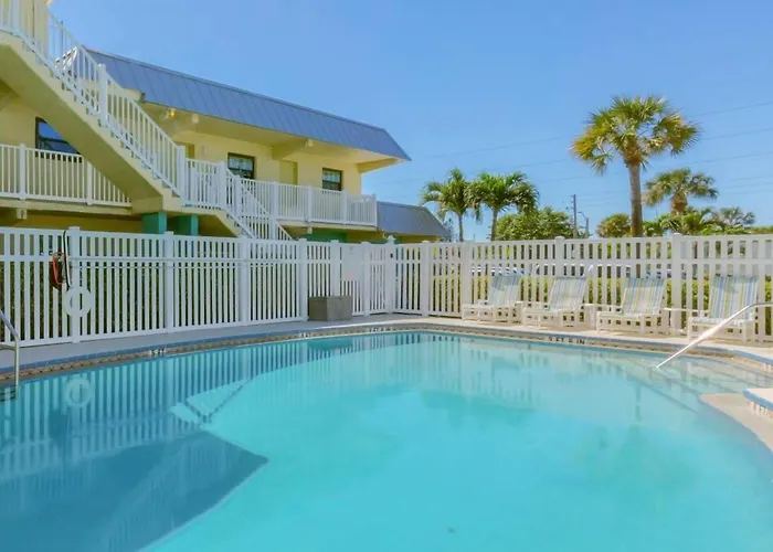 Tuckaway Shores Resort