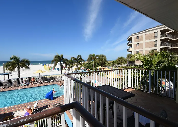 Plaza Beach Hotel - Beachfront Resort