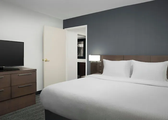 Courtyard By Marriott Lakeland