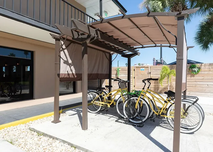 Golden Link Motel