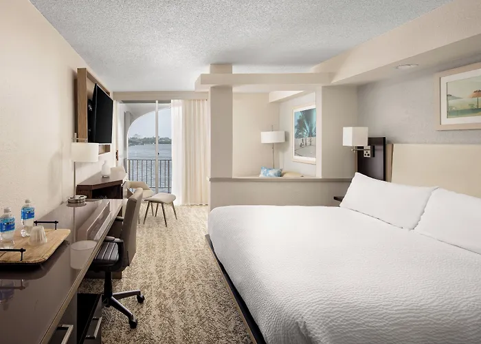 Fairfield Inn And Suites By Marriott Palm Beach