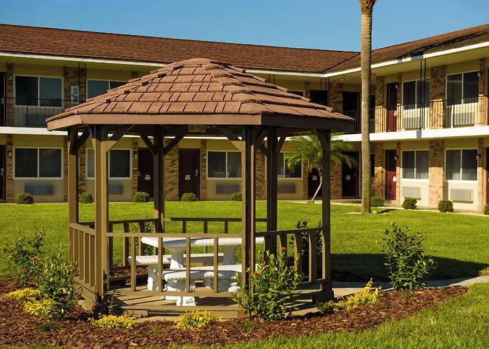 Roadstar Hotel Zephyrhills
