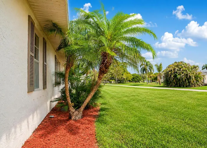 3 Bedrooms 2 Baths Pool Home Available For Longer Stays!!!