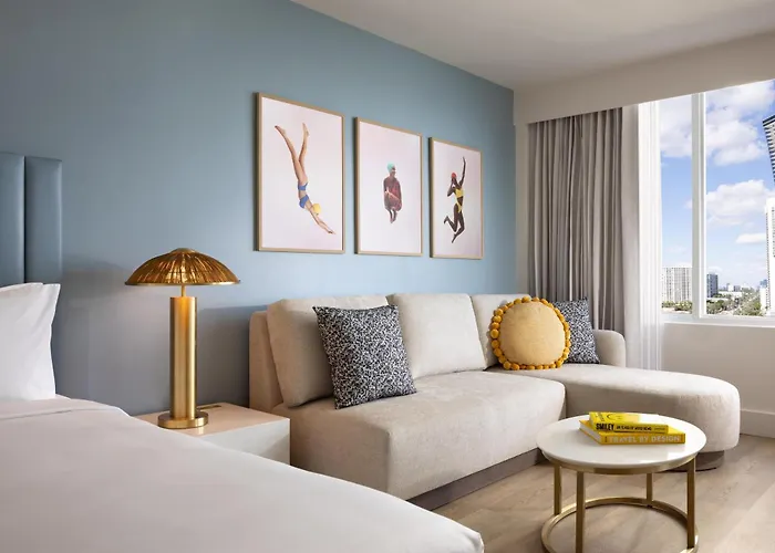 The Sunny Miami Sunny Isles Beach,Curio Collection By Hilton