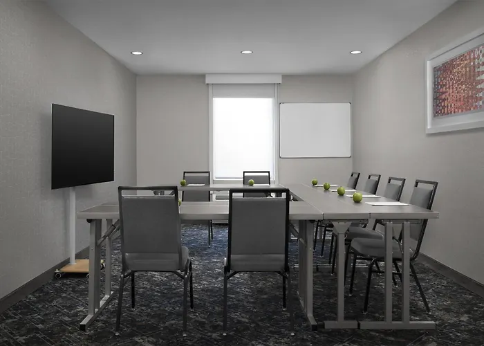 Home2 Suites By Hilton Florida City