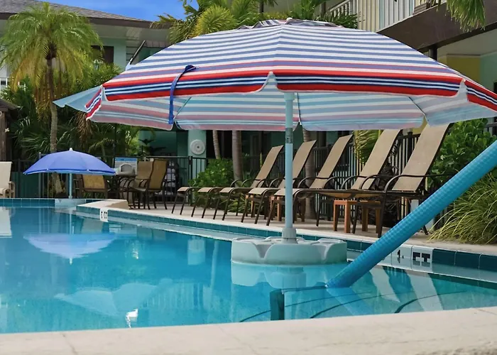 Island House Resort Hotel