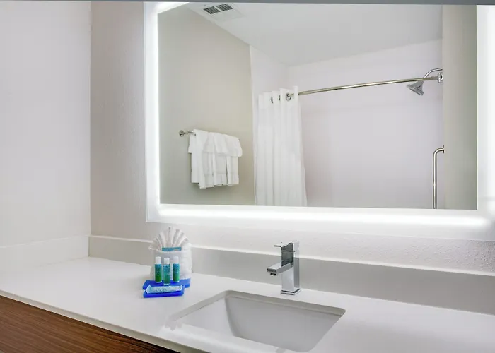 Holiday Inn Express & Suites Fleming Island By Ihg