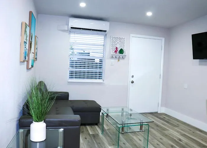 Flamingo Beach House