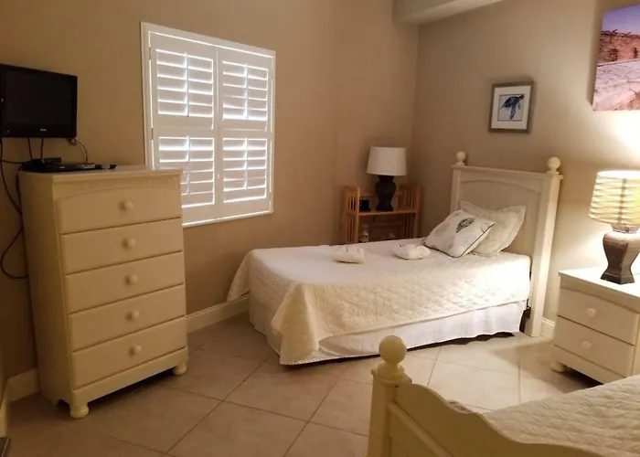 Surf Club I, 1405 Condo