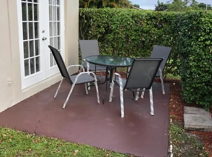 Coral Springs Paradise